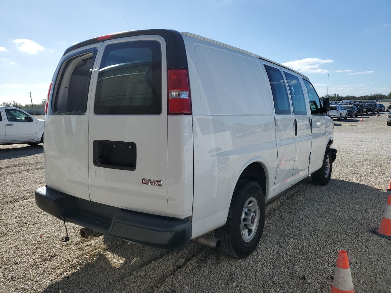 Изображение 3 2019 GMC SAVANA G2500 2019 с VIN 1GTW7AFG0K1191089