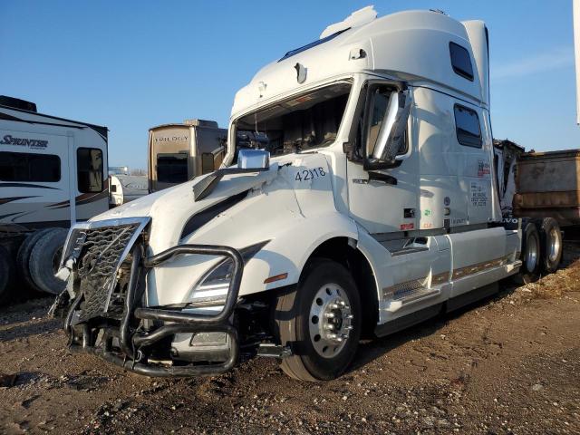 Image 2 of 2024 VOLVO VN VNL 2024 with VIN 4V4NC9EH8RN639277