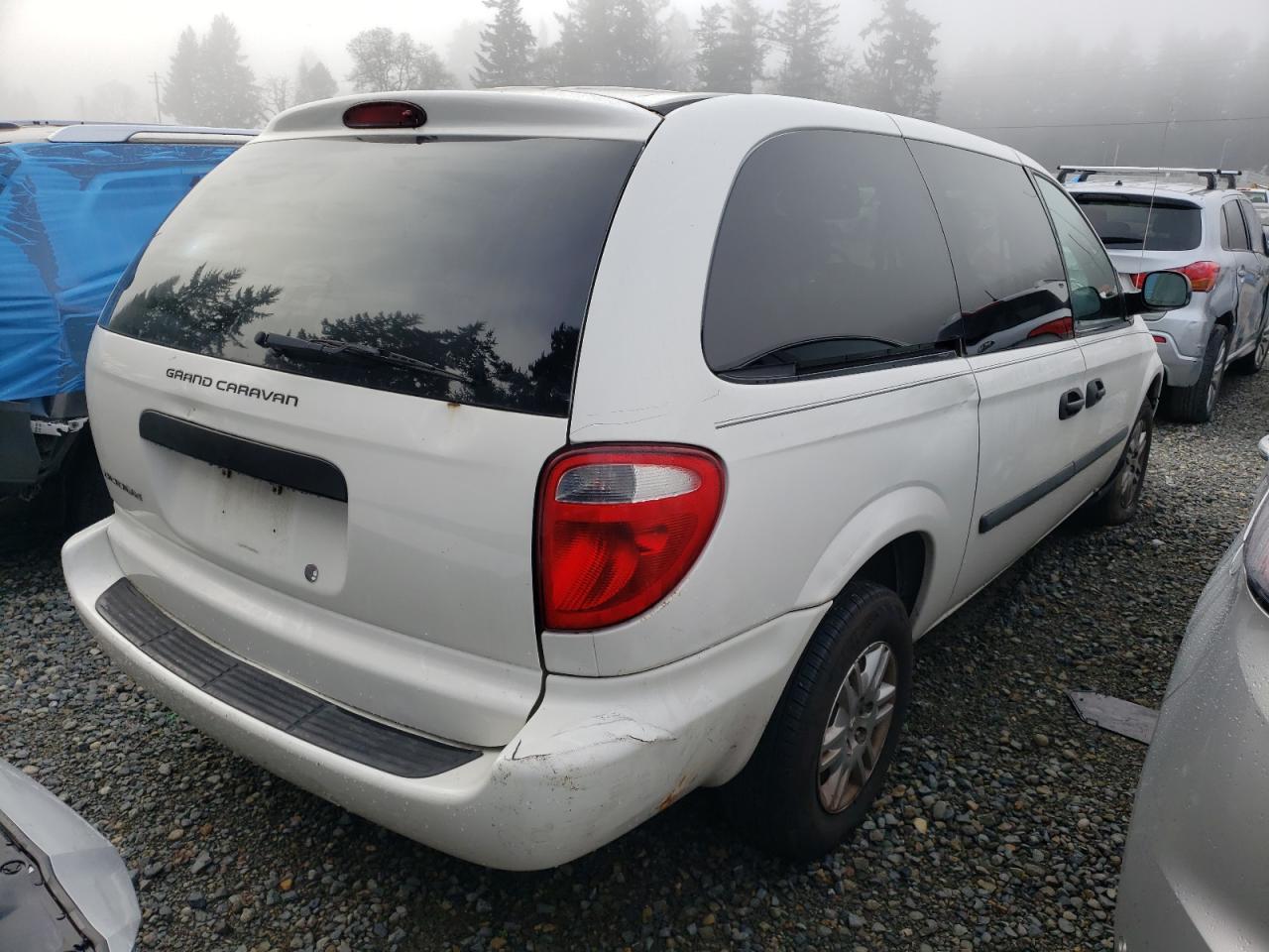 Image 3 of 2007 DODGE GRAND CARAVAN SE 2007 with VIN 1D8GP24R57B164889