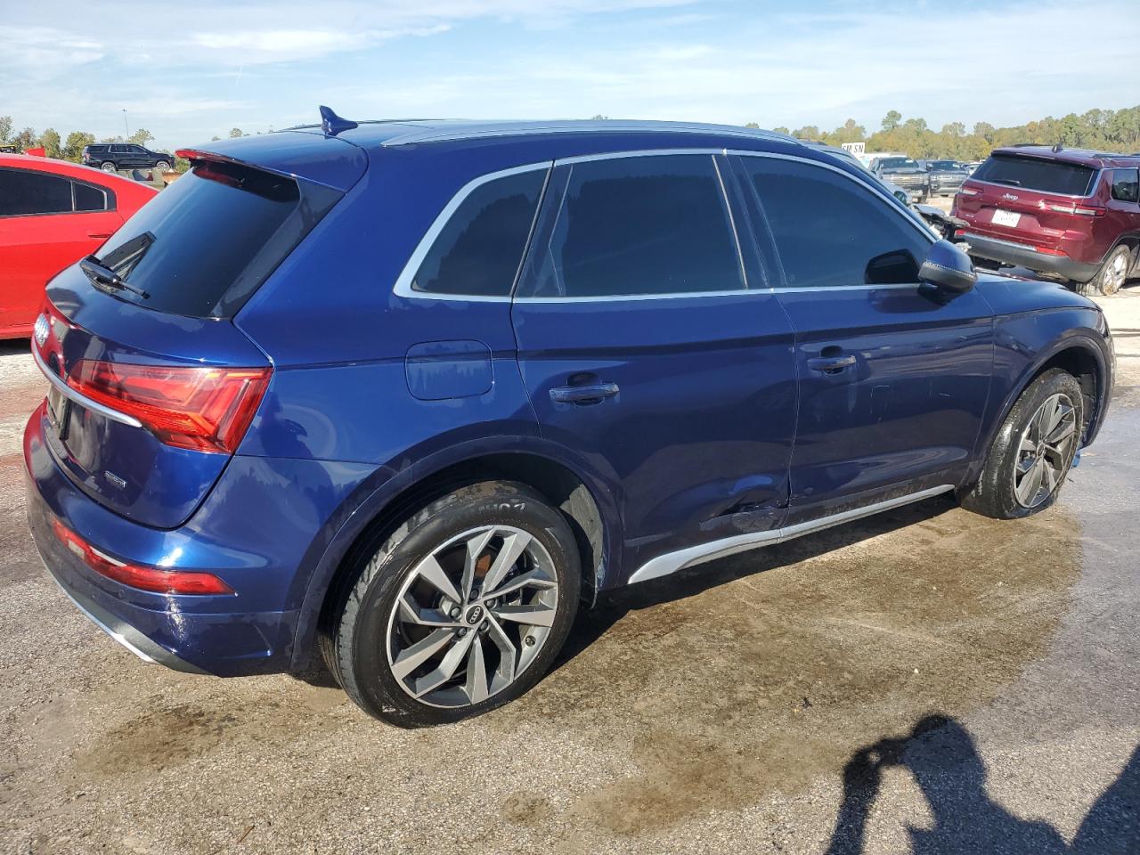 Obraz 3 z 2021 AUDI Q5 PREMIUM PLUS 2021 z VIN WA1BAAFYXM2126718