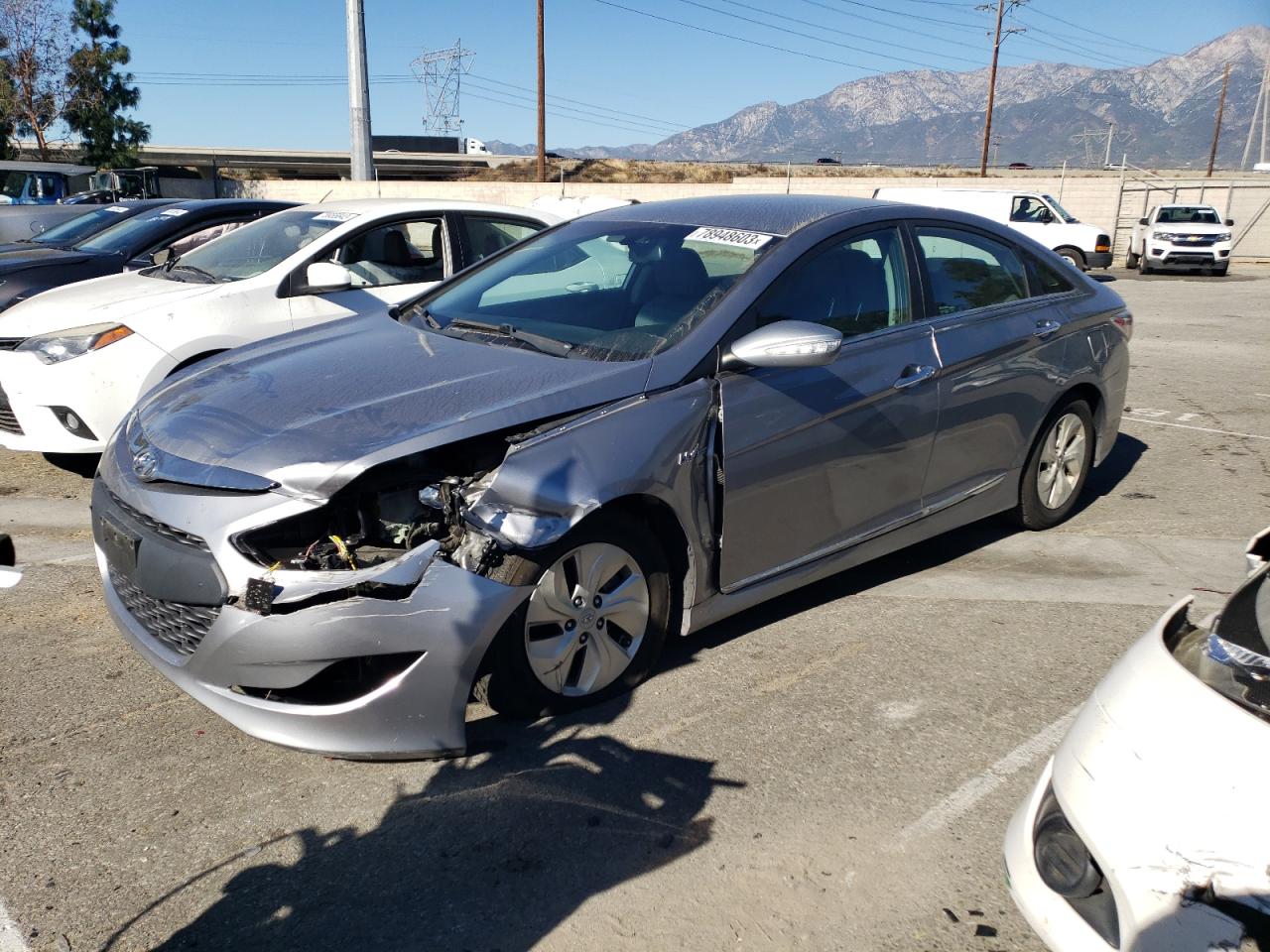 Image 1 of 2015 HYUNDAI SONATA HYBRID 2015 with VIN KMHEC4A43FA133128