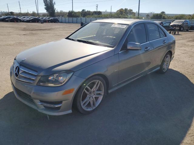 Image 1 of 2012 MERCEDES-BENZ C 250 2012 with VIN WDDGF4HB1CR239041