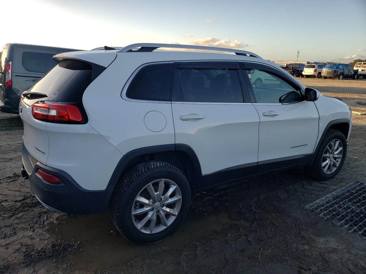 Obraz 3 z 2017 JEEP CHEROKEE LIMITED 2017 z VIN 1C4PJMDS5HW666326