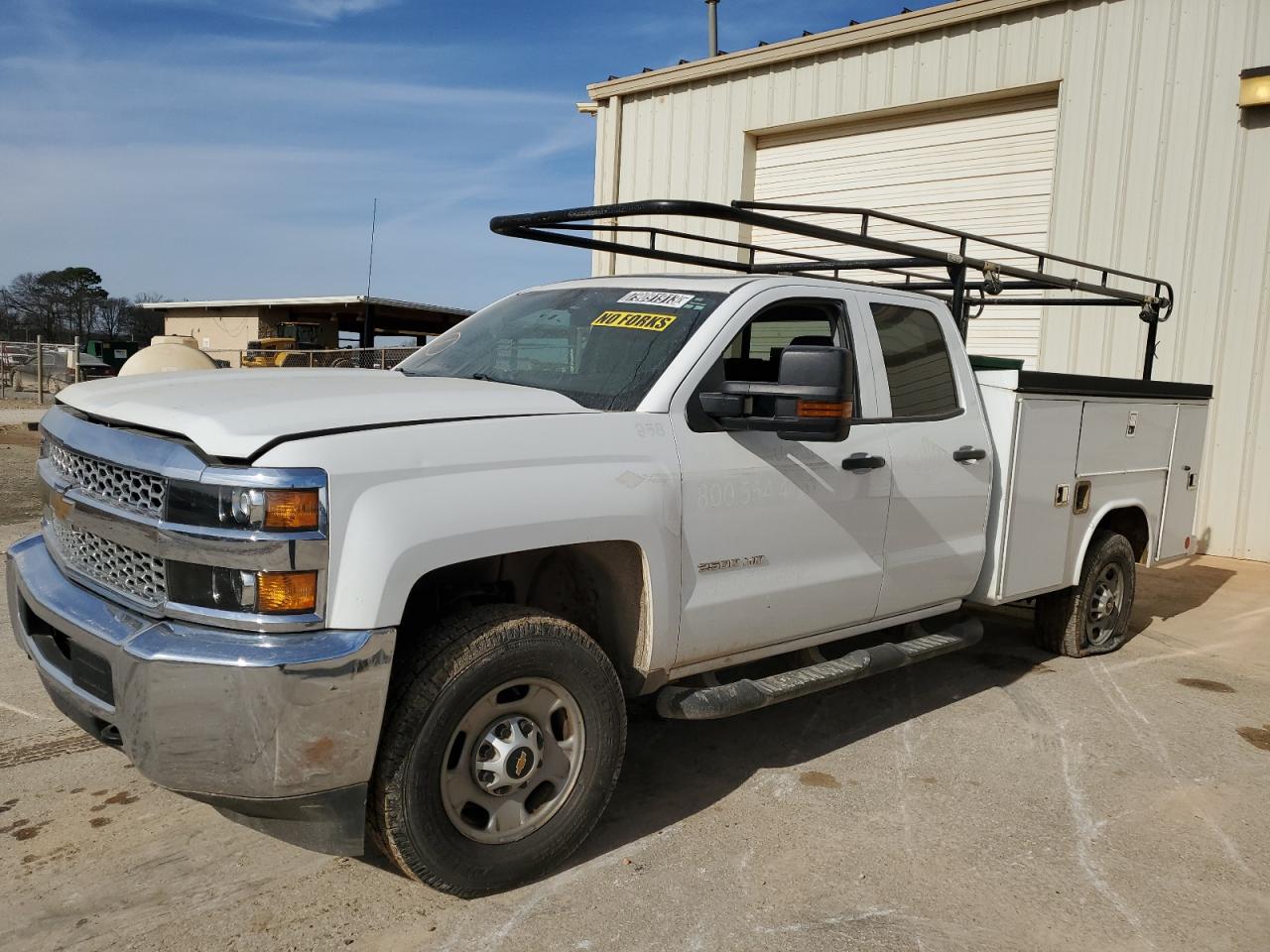 Изображение 1 2019 CHEVROLET SILVERADO C2500 HEAVY DUTY 2019 с VIN 2GB2CREG1K1194852
