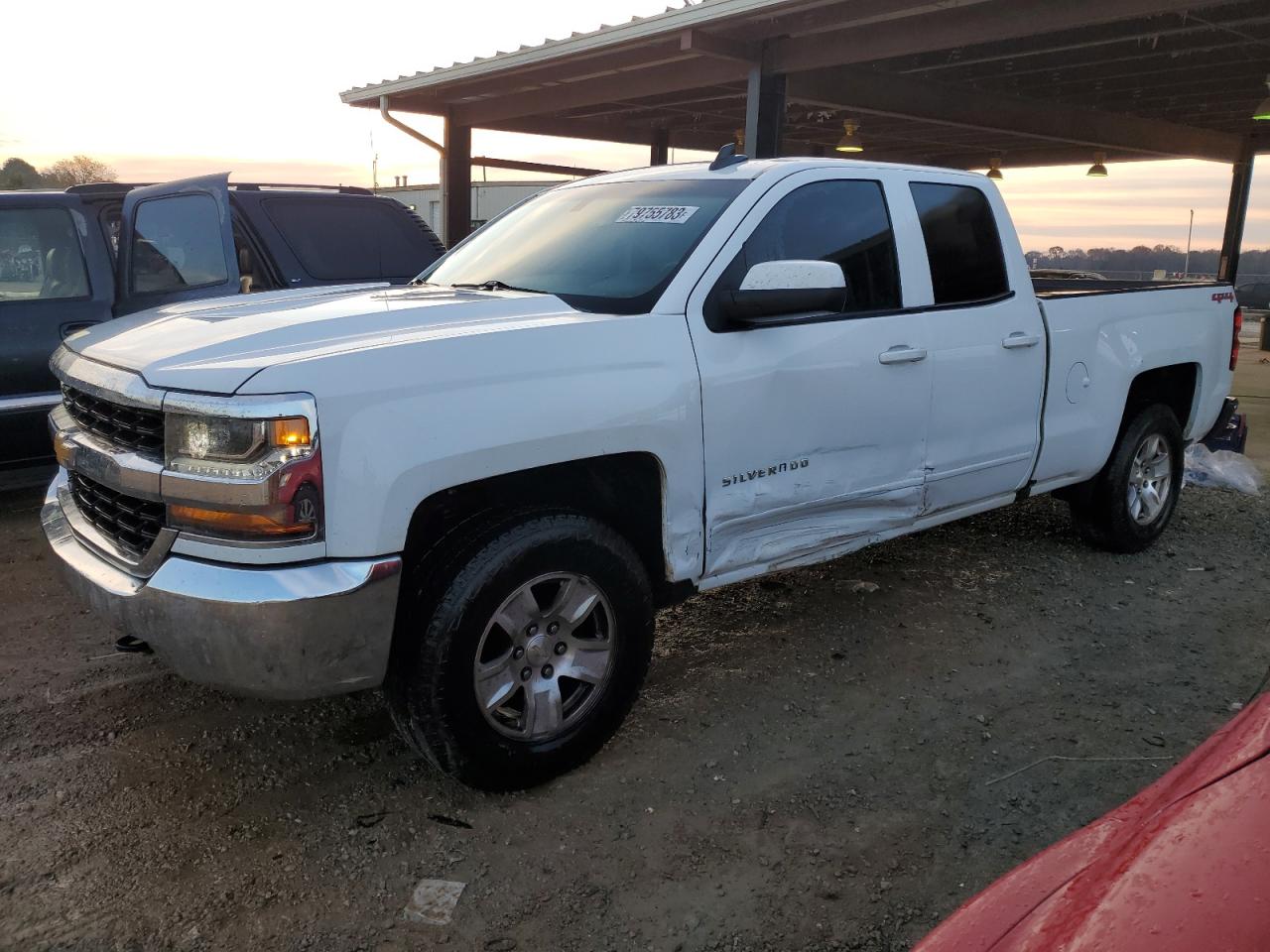 Image 1 of 2017 CHEVROLET SILVERADO K1500 LT 2017 with VIN 1GCVKREH2HZ122790
