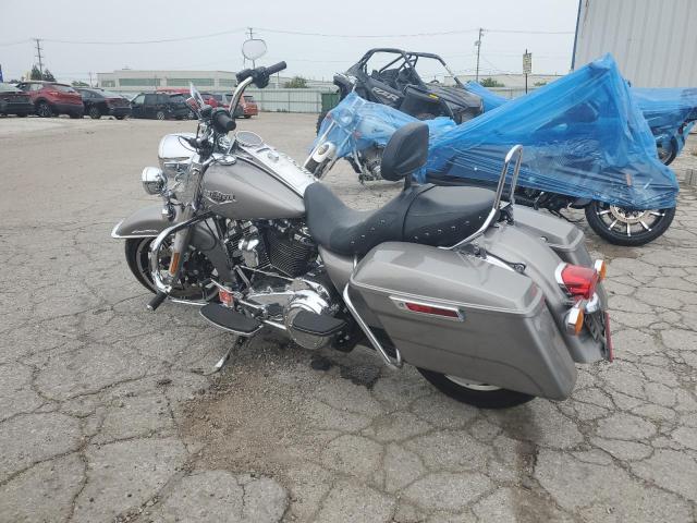 Obraz 3 z 2017 HARLEY-DAVIDSON FLHR ROAD KING 2017 z VIN 1HD1FBC16HB652851