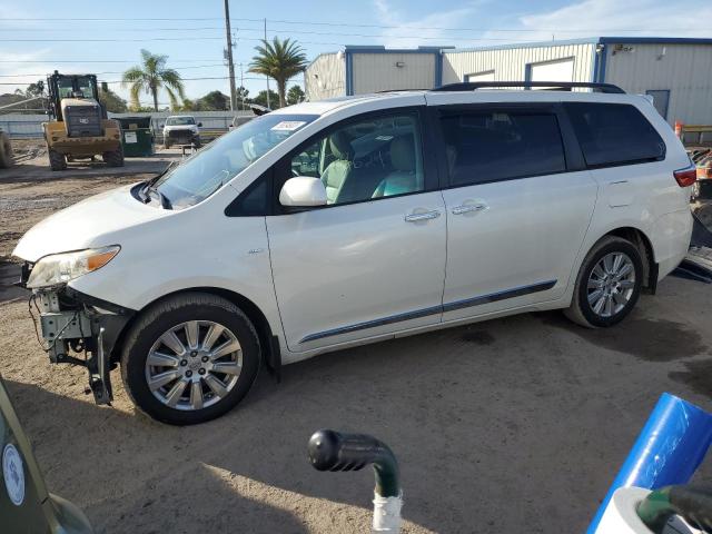 2017 TOYOTA SIENNA XLE 2017 image