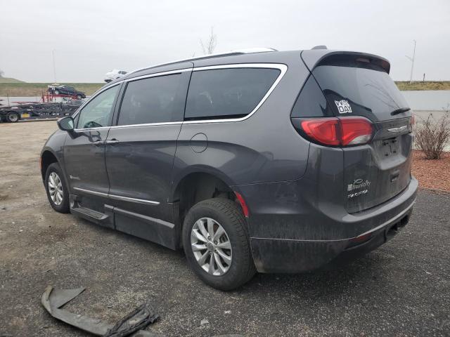 Image 2 of 2018 CHRYSLER PACIFICA TOURING L 2018 with VIN 2C4RC1BG3JR177941