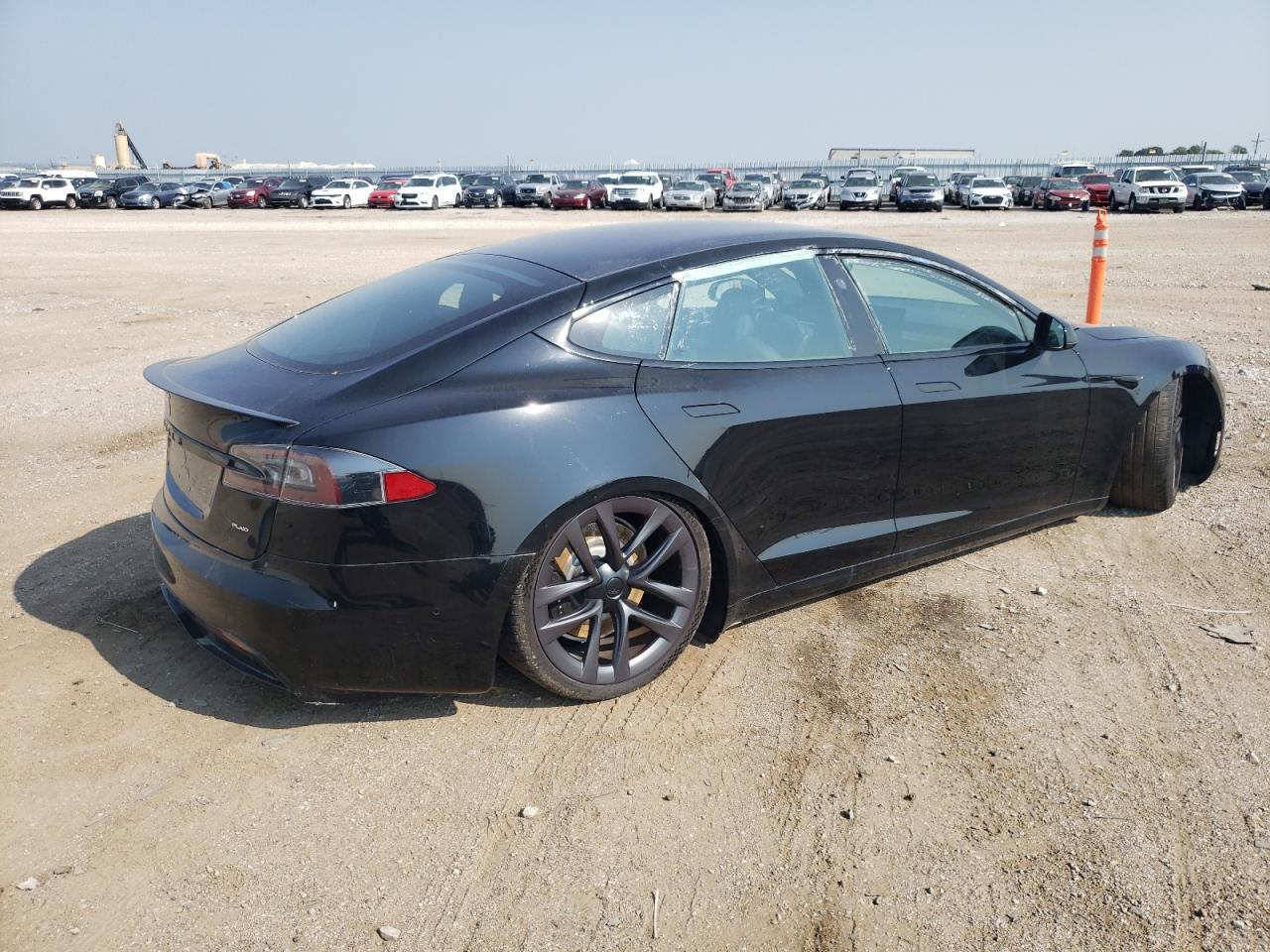 Image 3 of 2021 TESLA MODEL S  2021 with VIN 5YJSA1E60MF435679
