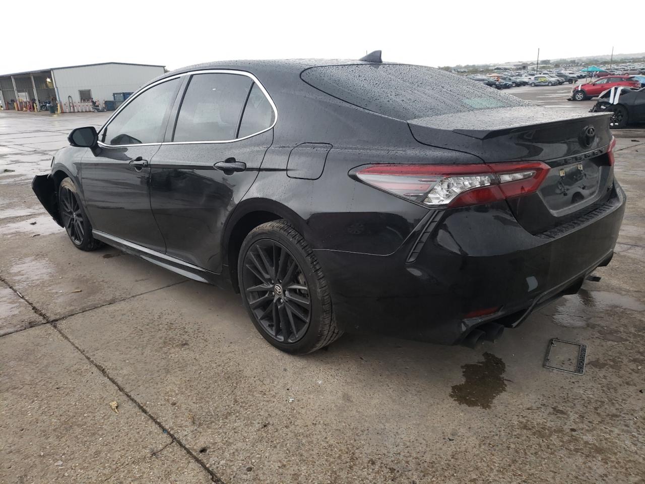 Изображение 2 2021 TOYOTA CAMRY XSE 2021 с VIN 4T1K61AK8MU517831