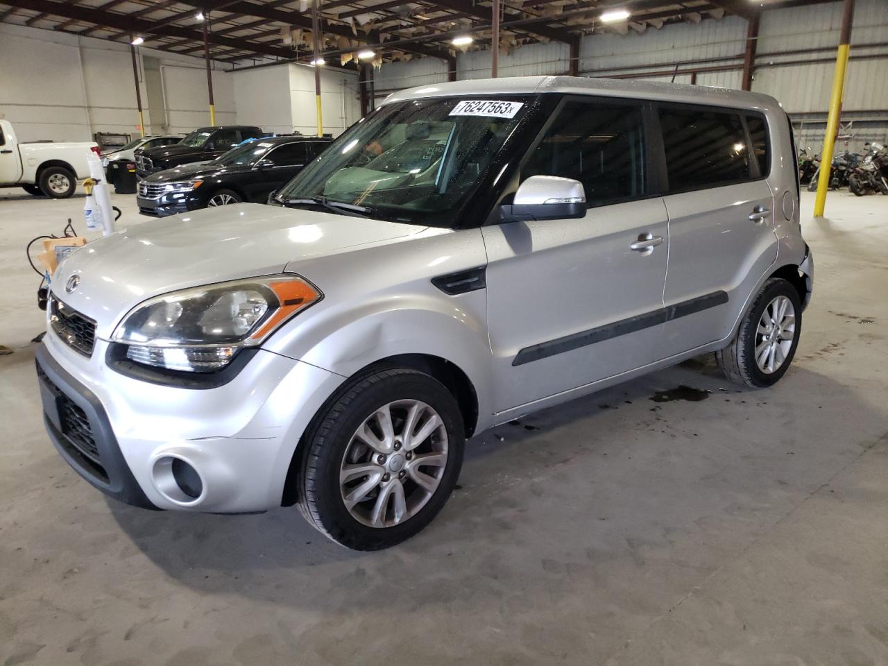 Изображение 1 2013 KIA SOUL + 2013 с VIN KNDJT2A61D7527360