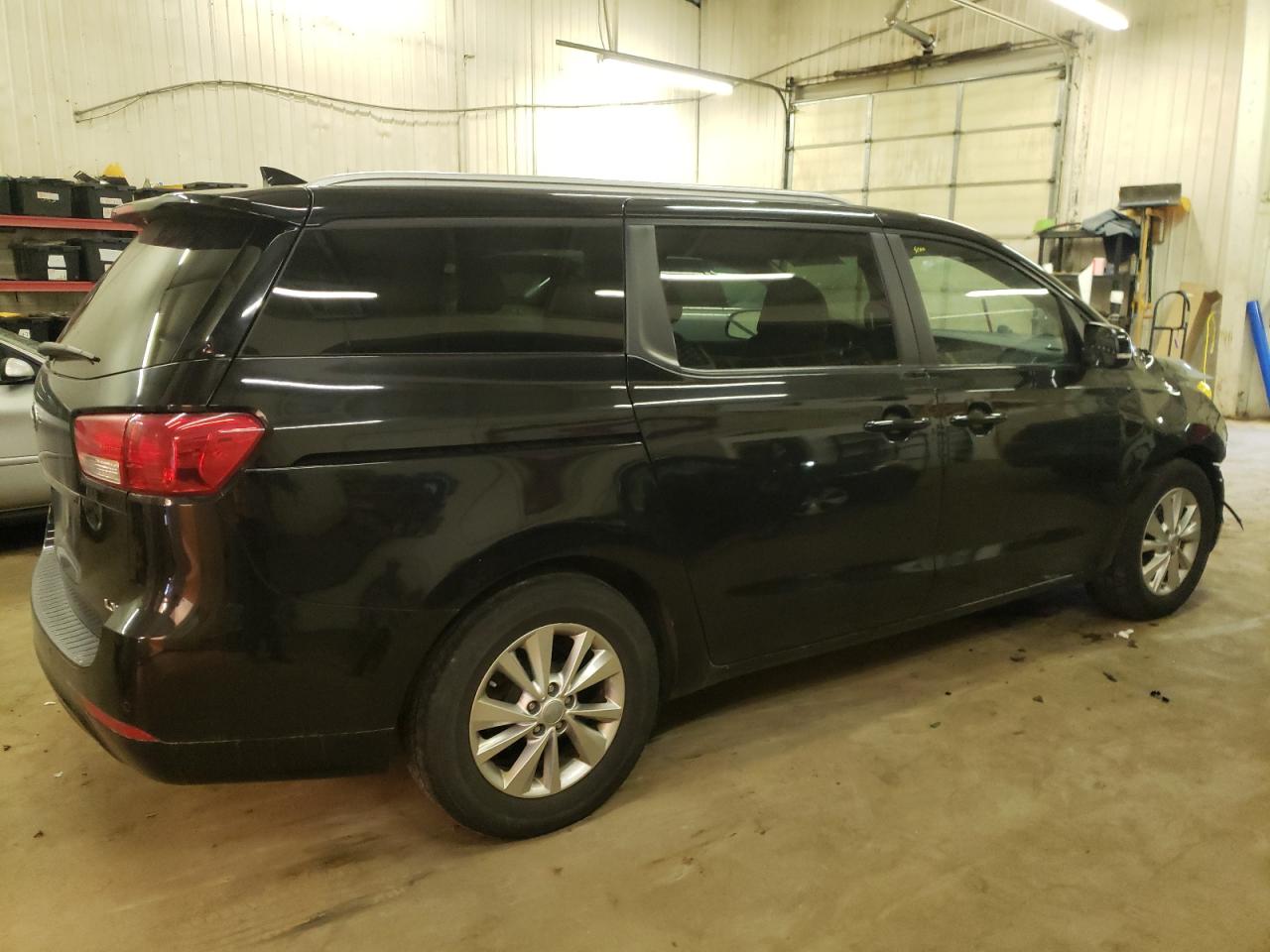 Image 3 of 2016 KIA SEDONA LX 2016 with VIN KNDMB5C18G6146456