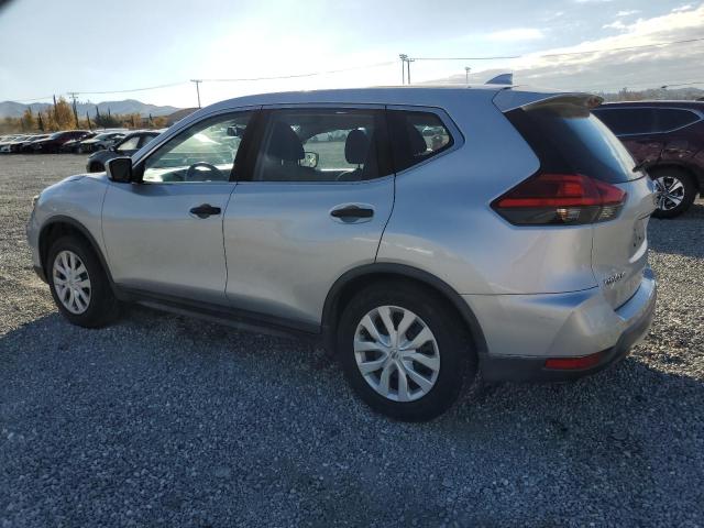 Obraz 2 z 2017 NISSAN ROGUE S 2017 z VIN KNMAT2MTXHP511424