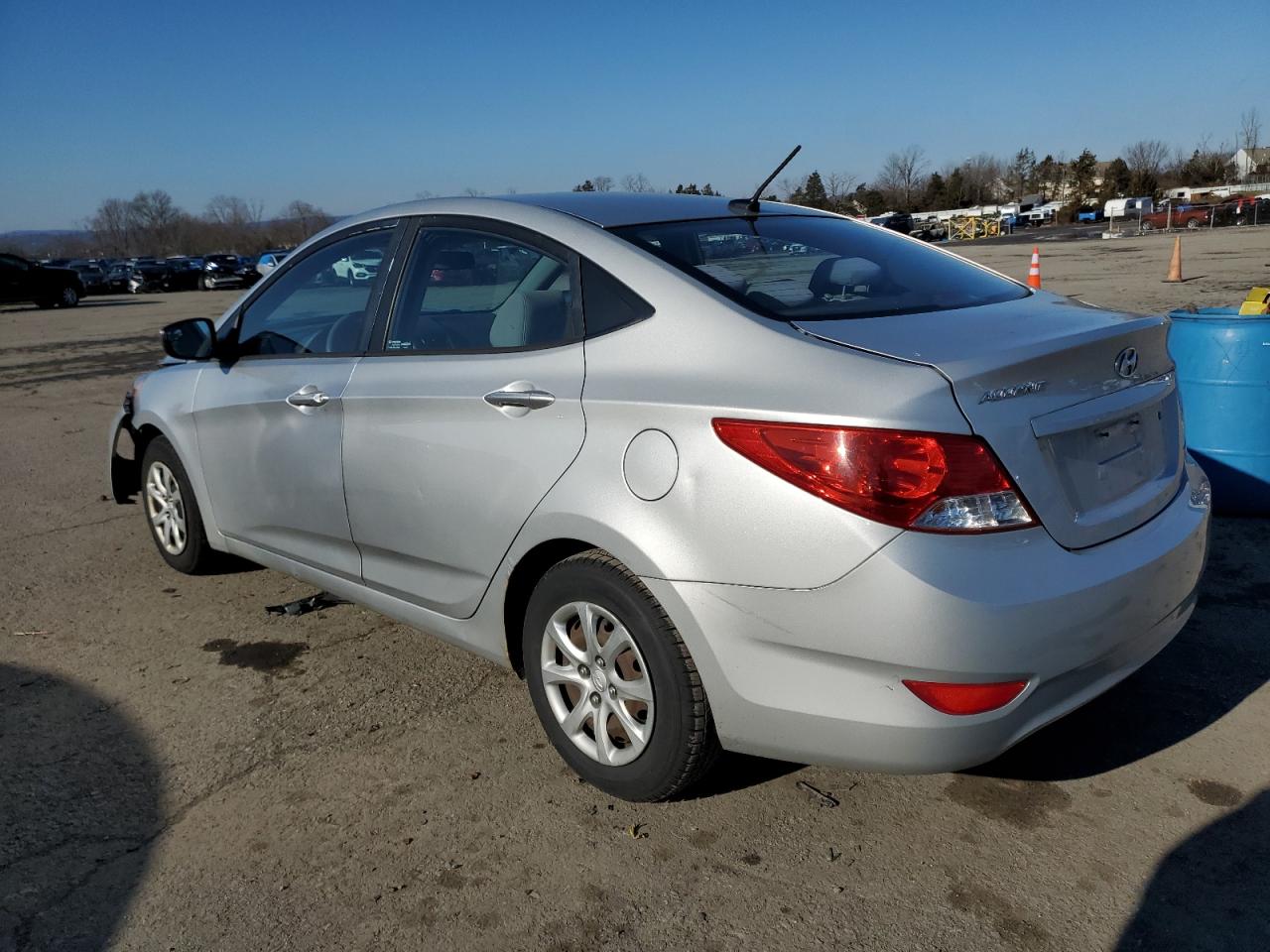 Obraz 2 z 2013 HYUNDAI ACCENT GLS 2013 z VIN KMHCT4AE1DU438154