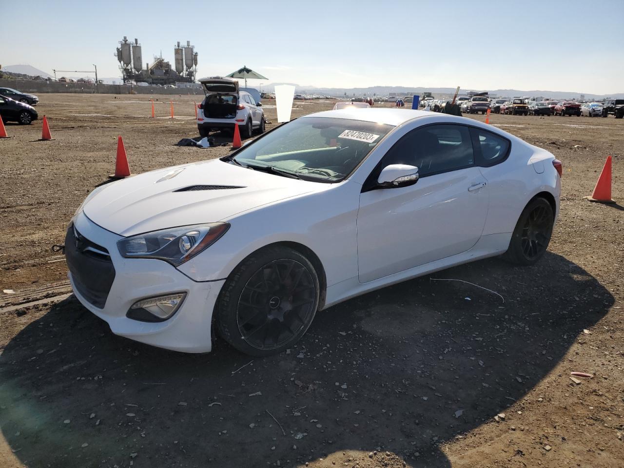 Image 1 of 2015 HYUNDAI GENESIS COUPE 3.8L 2015 with VIN KMHHU6KJ0FU126517