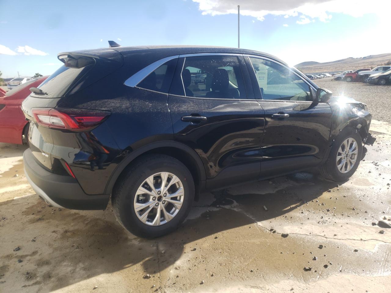 Image 3 of 2023 FORD ESCAPE ACTIVE 2023 with VIN 1FMCU9GN8PUA10183