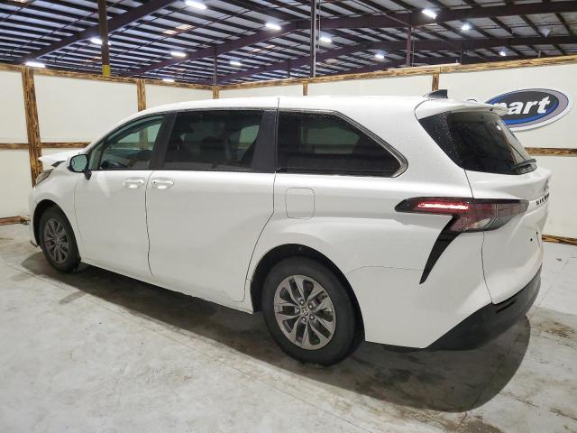 Obraz 2 z 2023 TOYOTA SIENNA LE 2023 z VIN 5TDKRKEC3PS162130