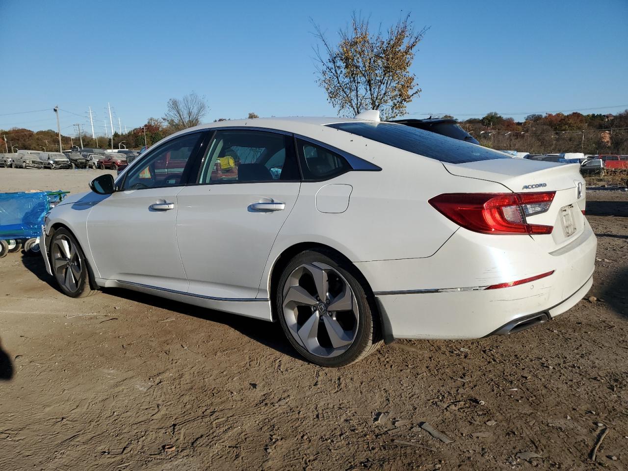 Image 2 of 2018 HONDA ACCORD TOURING 2018 with VIN 1HGCV1F90JA163383