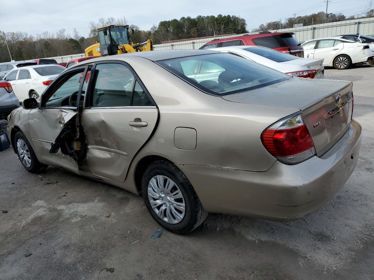 Изображение 2 2005 TOYOTA CAMRY LE 2005 с VIN 4T1BE32K05U382620