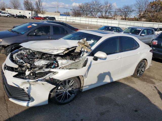 Obraz 1 z 2022 TOYOTA CAMRY XLE 2022 z VIN 4T1F31AK1NU593435