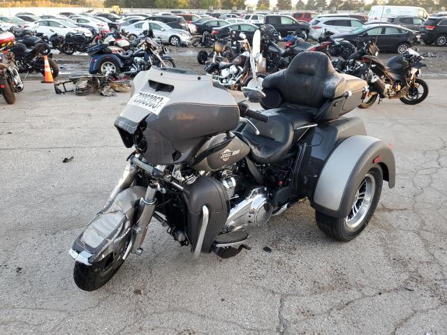 Obraz 2 z 2023 HARLEY-DAVIDSON FLHTCUTG  2023 z VIN 1HD1MAF13PB858770