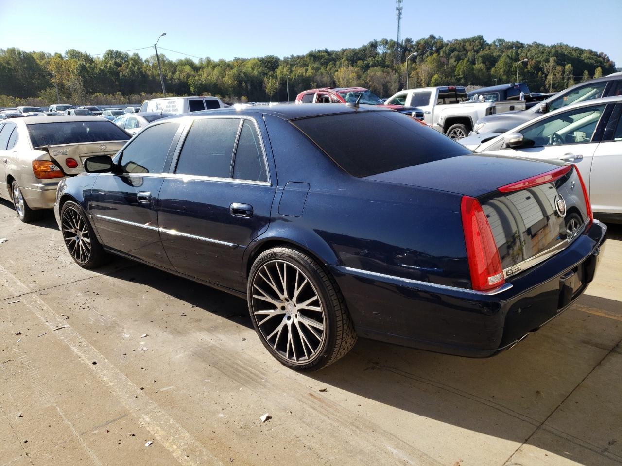 Изображение 2 2006 CADILLAC DTS  2006 с VIN 1G6KD57Y06U109763