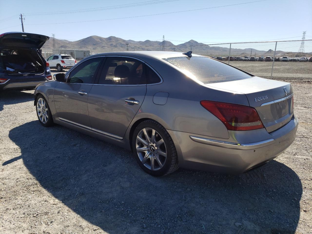 Изображение 2 2013 HYUNDAI EQUUS SIGNATURE 2013 с VIN KMHGH4JH8DU064381