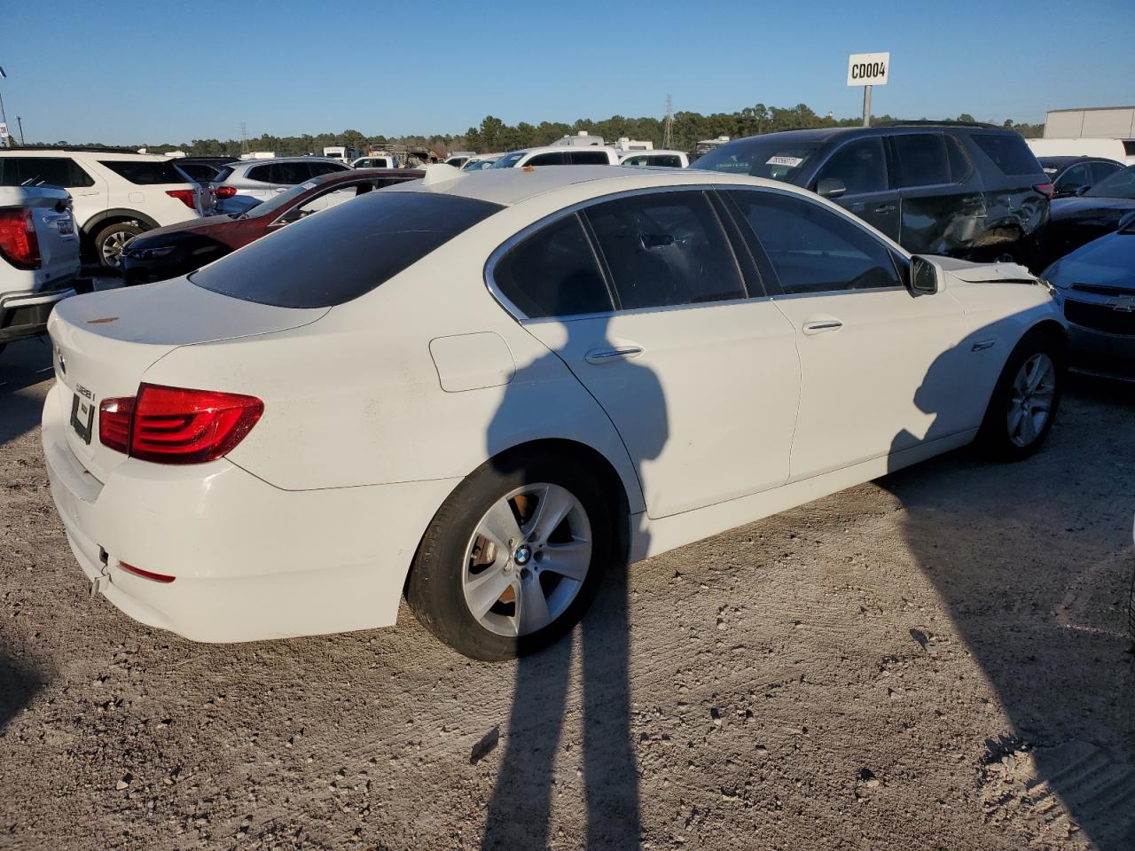 Image 3 of 2012 BMW 528 I 2012 with VIN WBAXG5C59CDX03590