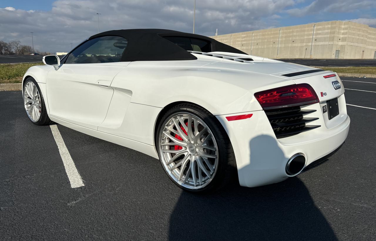 Obraz 3 z 2014 AUDI R8 4.2 QUATTRO 2014 z VIN WUASUAFG2EN000926