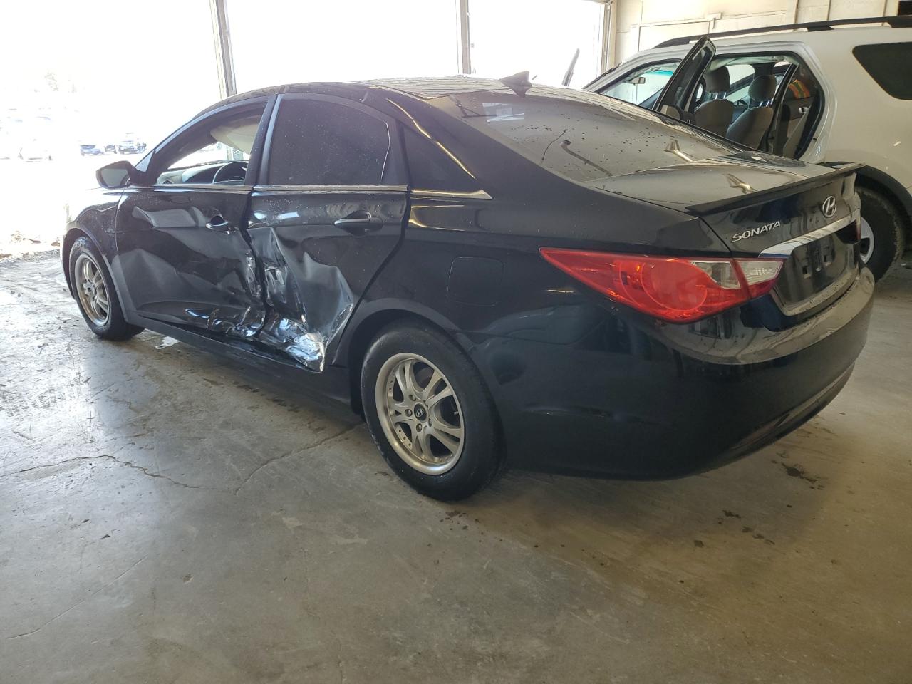 Obraz 2 z 2013 HYUNDAI SONATA GLS 2013 z VIN 5NPEB4AC1DH579105