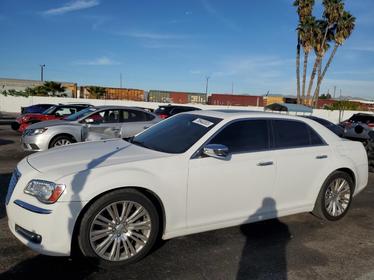 Изображение 1 2013 CHRYSLER 300C  2013 с VIN 2C3CCAET3DH708021