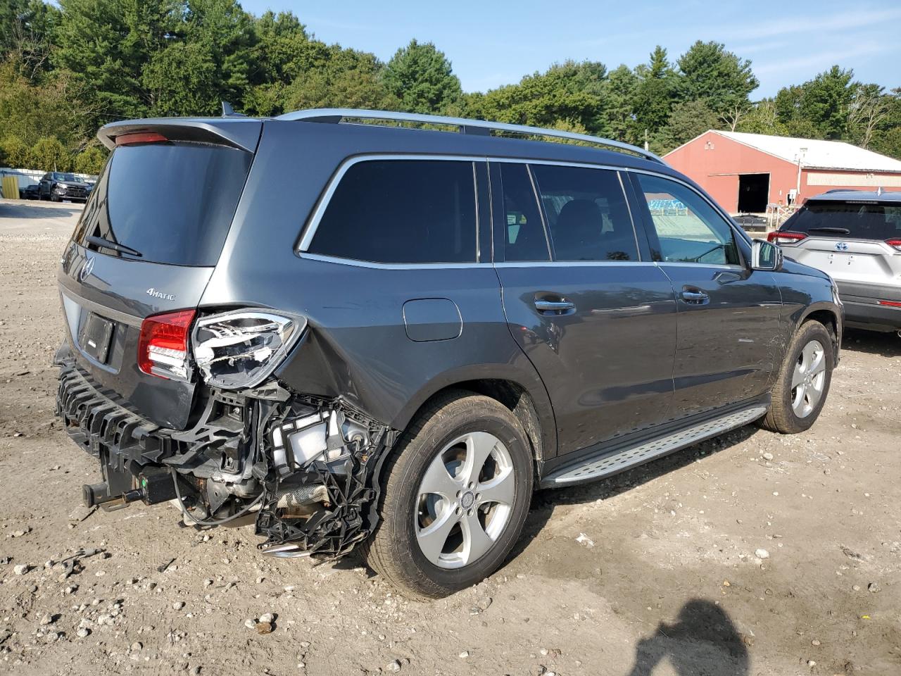 Image 3 of Mercedes-Benz Gls 450 4Matic 2017 with VIN 4JGDF6EE5HA825640