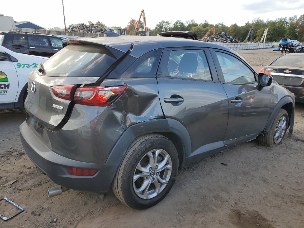 Obraz 3 z 2019 MAZDA CX-3 SPORT 2019 z VIN JM1DKFB74K1429647