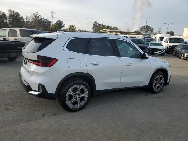 Obraz 3 z 2023 BMW X1 XDRIVE28I 2023 z VIN WBX73EF06P5W00211