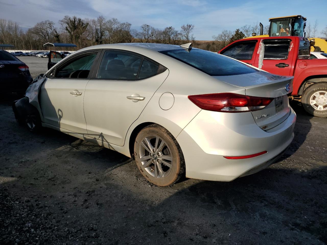 Image 2 of 2017 HYUNDAI ELANTRA SE 2017 with VIN KMHD84LF2HU249272