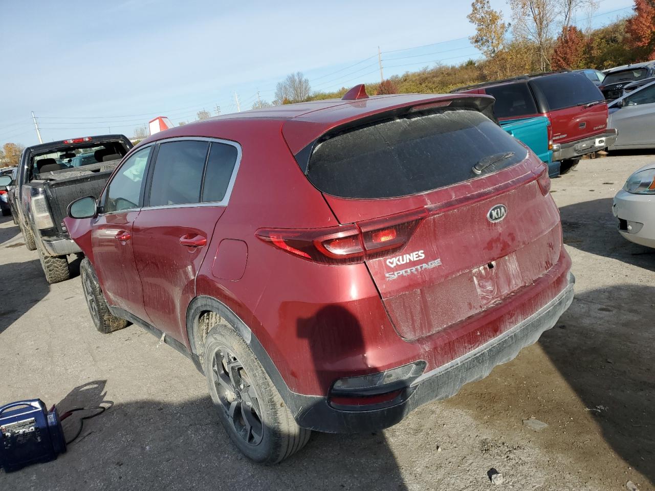 Image 2 of 2020 KIA SPORTAGE LX 2020 with VIN KNDPM3AC0L7640556