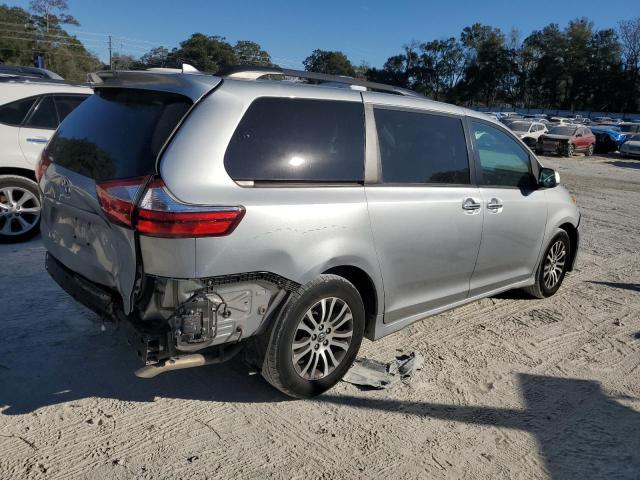 Obraz 3 z 2019 TOYOTA SIENNA XLE 2019 z VIN 5TDYZ3DC3KS994464