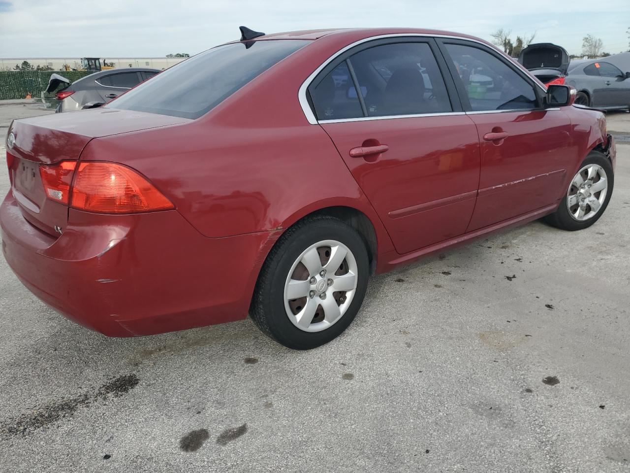 Image 3 of 2010 KIA OPTIMA LX 2010 with VIN KNAGG4A88A5370023