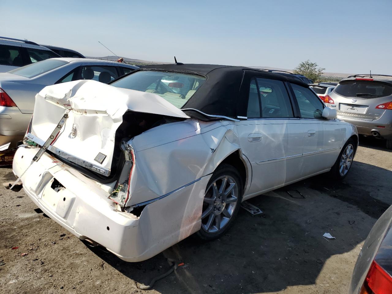 Изображение 3 2006 CADILLAC DTS  2006 с VIN 1G6KD57986U181903