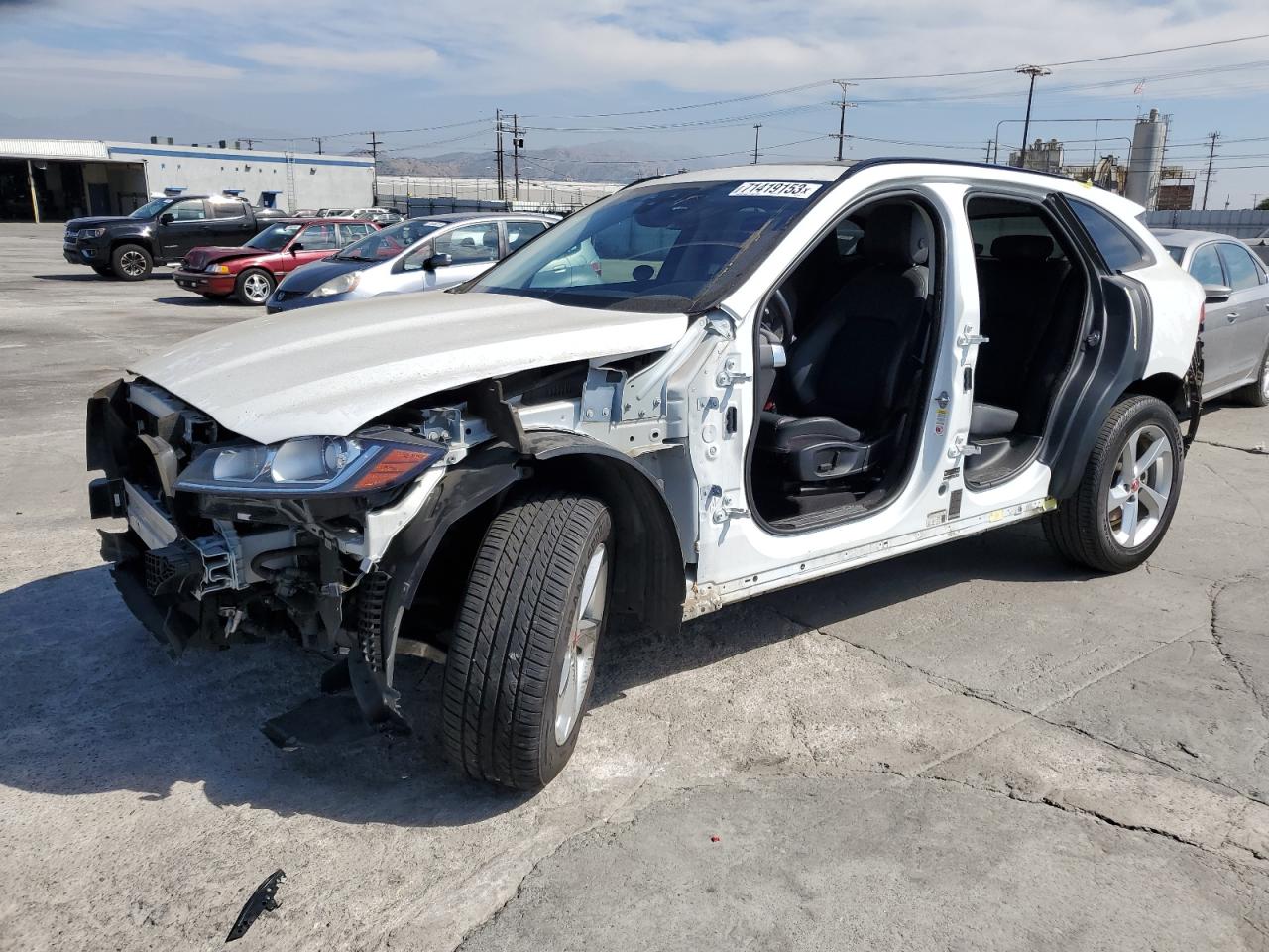 Image 1 of 2018 JAGUAR F-PACE PREMIUM 2018 with VIN SADCJ2FN1JA294100