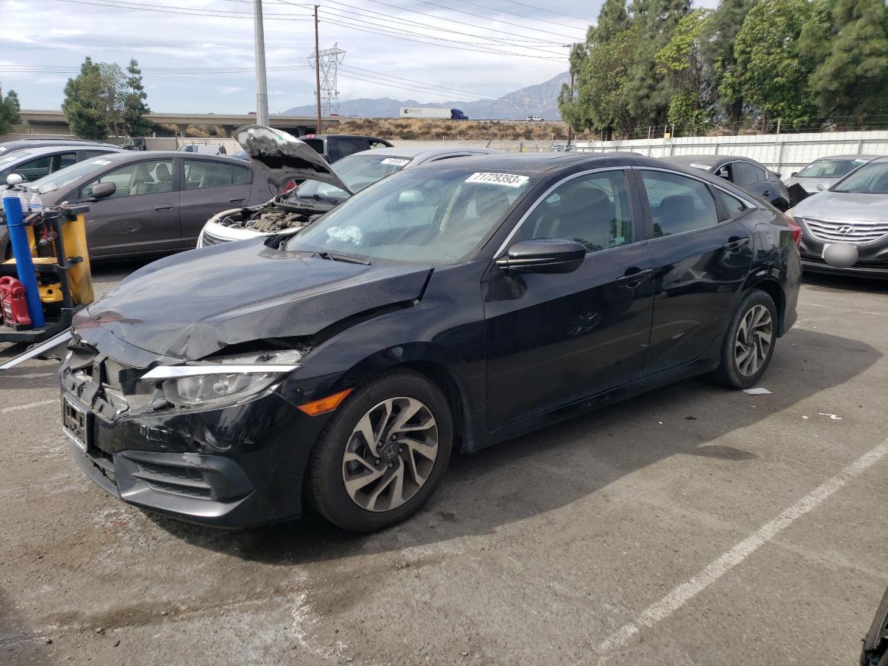 Obraz 1 z 2018 HONDA CIVIC EX 2018 z VIN 2HGFC2F77JH584283