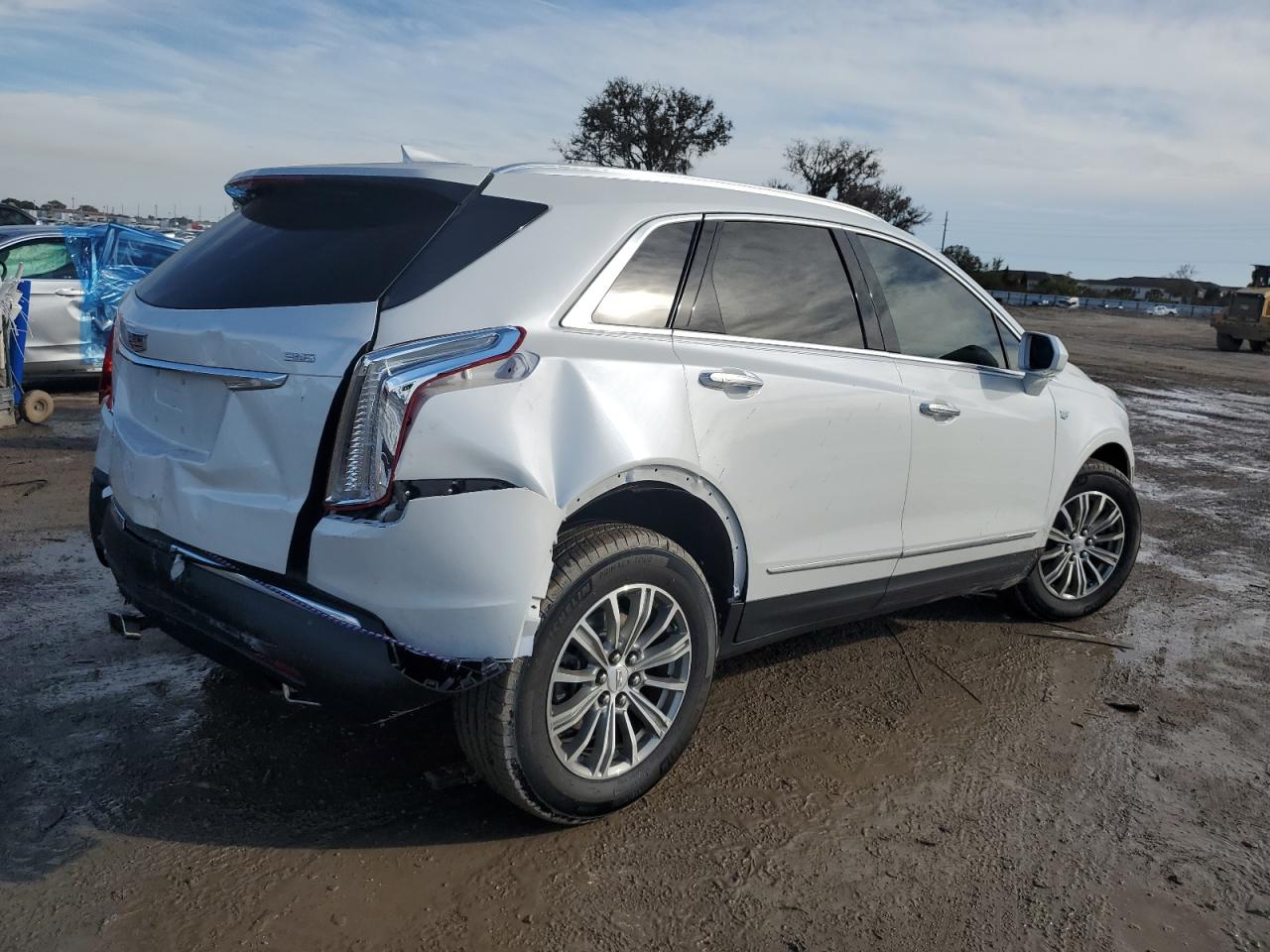 Изображение 3 2018 CADILLAC XT5 LUXURY 2018 с VIN 1GYKNCRS5JZ192586