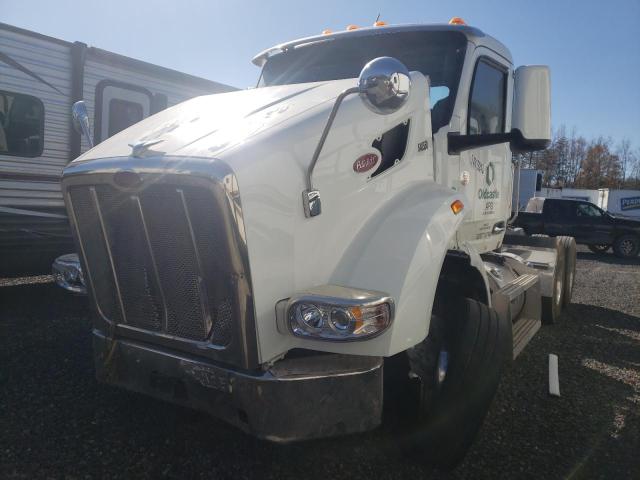 Obraz 2 z 2024 PETERBILT 567  2024 z VIN 1XPCDP9X3RD648558