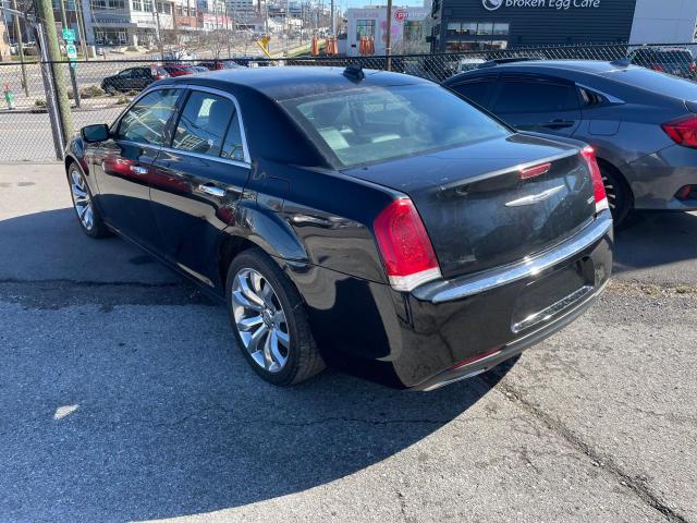 Obraz 3 z 2019 CHRYSLER 300 LIMITED 2019 z VIN 2C3CCAEG0KH689508