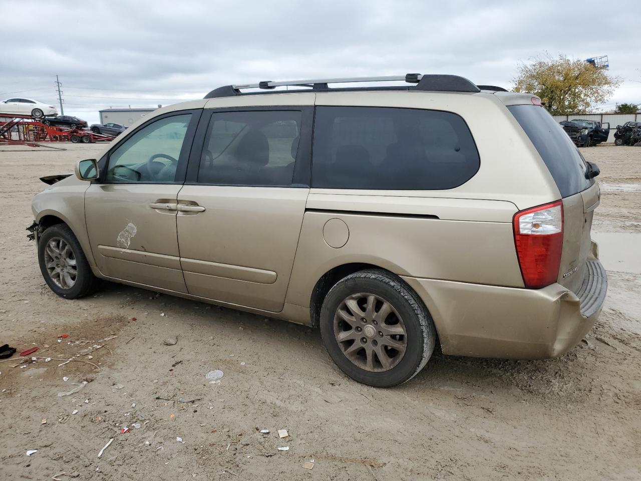 Image 2 of 2006 KIA SEDONA EX 2006 with VIN KNDMB233166069122