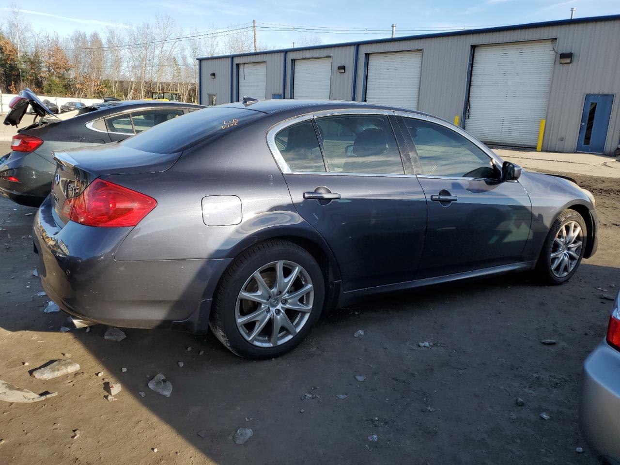 Obraz 3 z 2010 INFINITI G37  2010 z VIN JN1CV6AR5AM451372