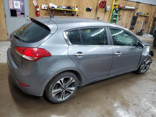 Image 3 of 2016 KIA FORTE EX 2016 with VIN KNAFX5A83G5628331