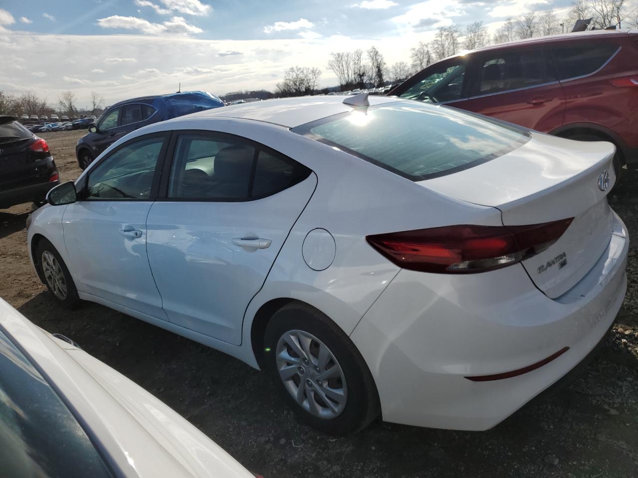 Image 2 of 2017 HYUNDAI ELANTRA SE 2017 with VIN 5NPD74LFXHH127096