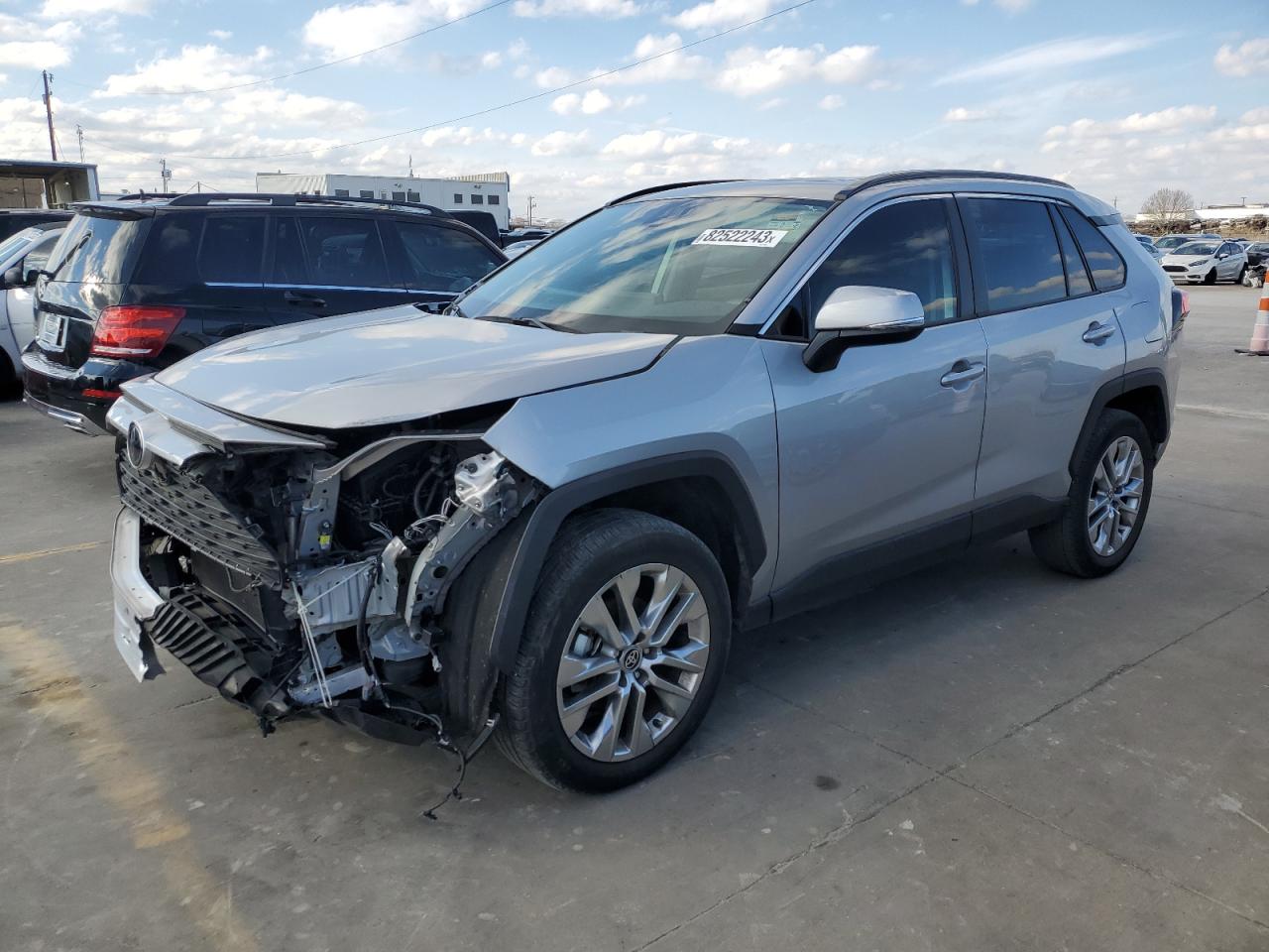 2021 TOYOTA RAV4 XLE PREMIUM 2021 image