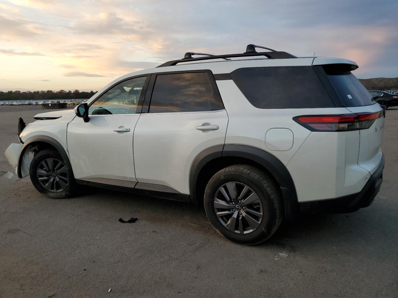 Изображение 2 2023 NISSAN PATHFINDER SV 2023 с VIN 5N1DR3BD1PC266091